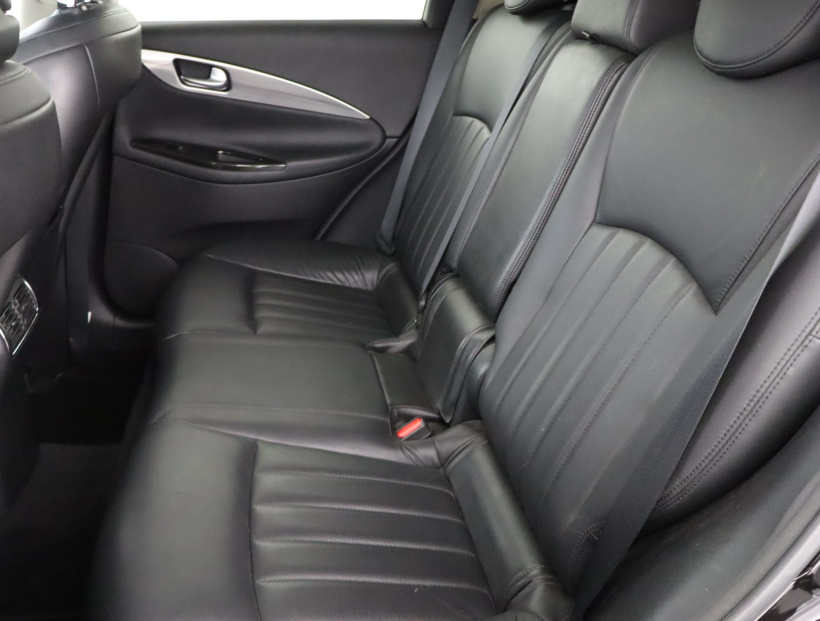 Infiniti EX, 2011