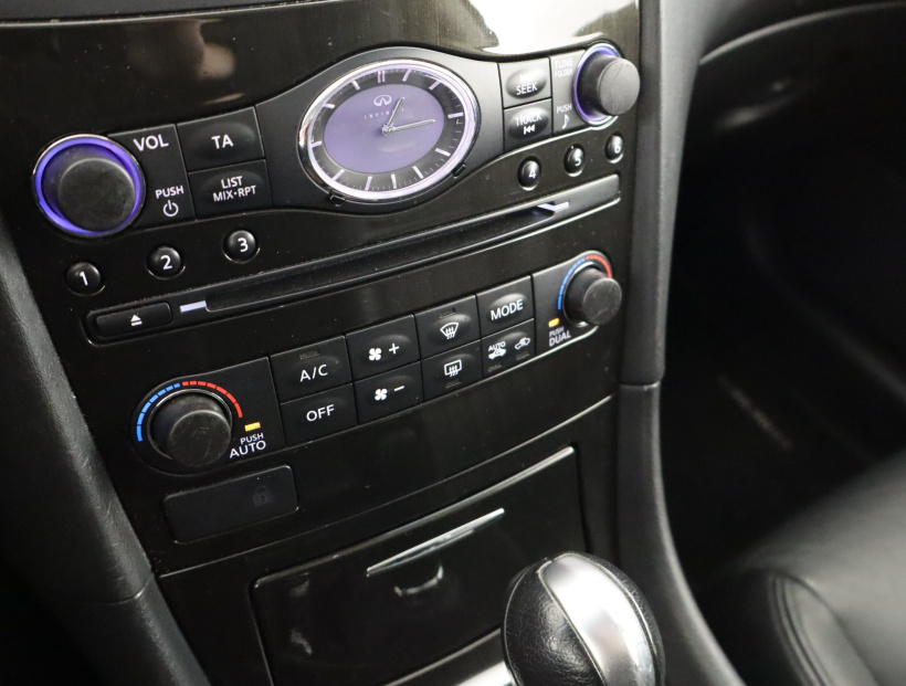 Infiniti EX, 2011