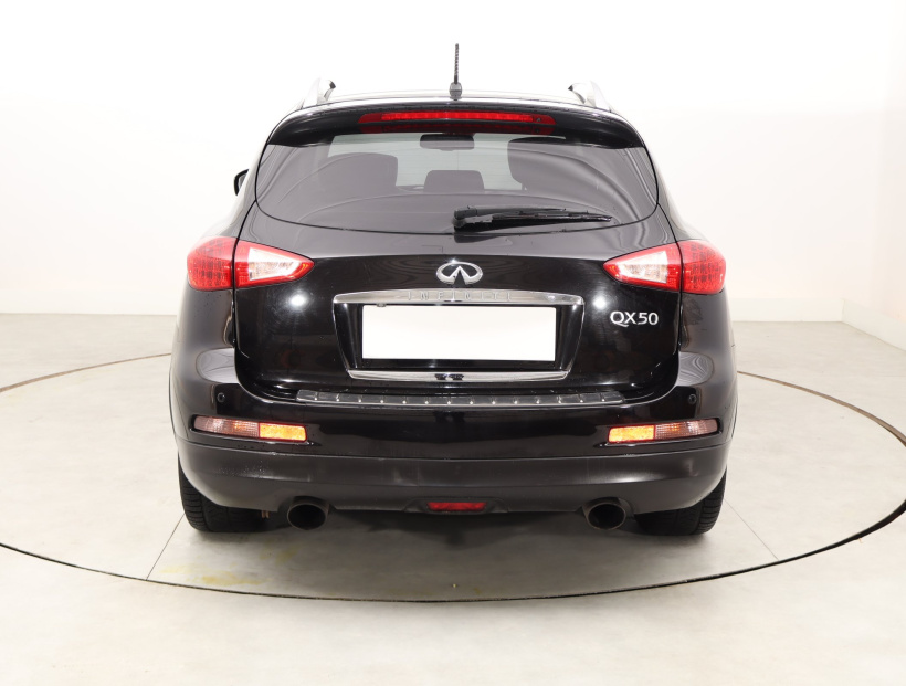 Infiniti EX, 2011
