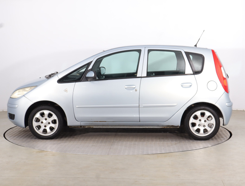 Mitsubishi Colt, 2006