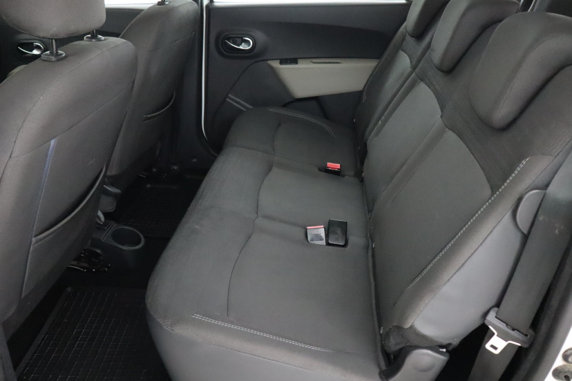 Dacia Lodgy, 2015