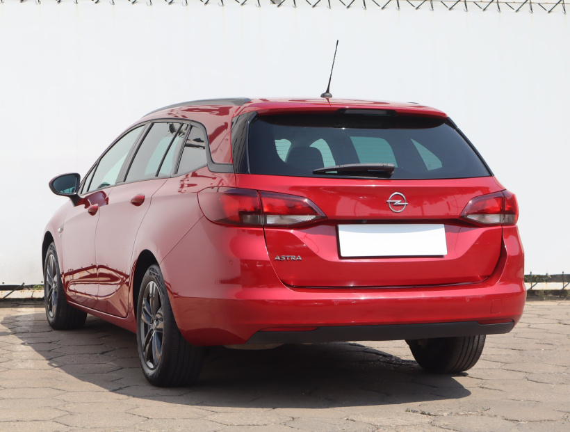 Opel Astra, 2019