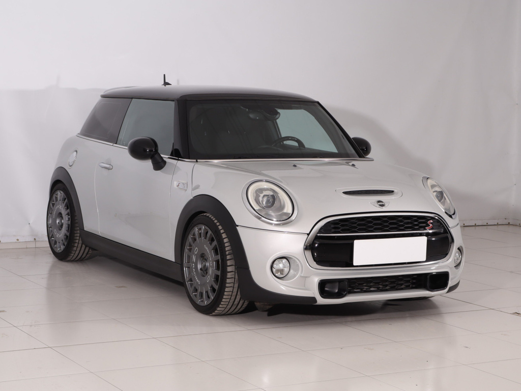 MINI 3-door