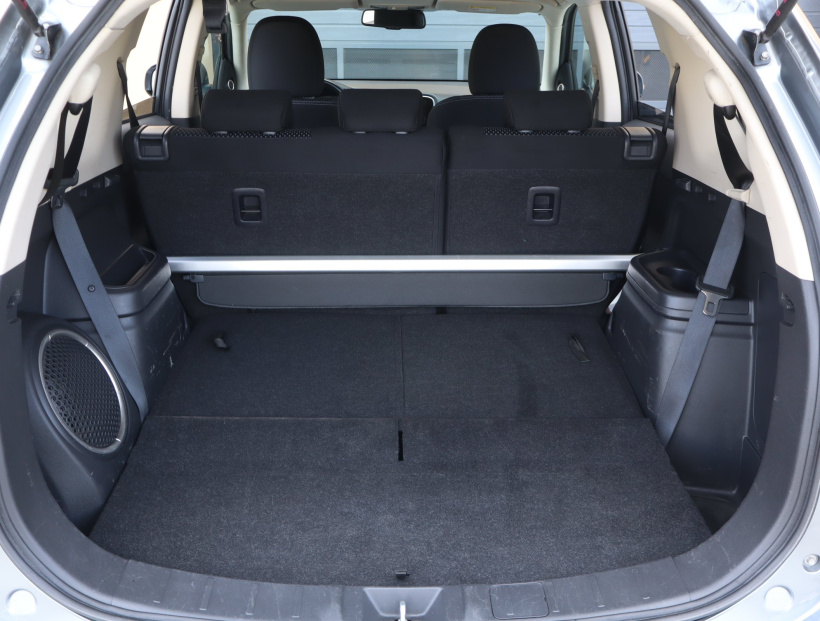 Mitsubishi Outlander, 2015