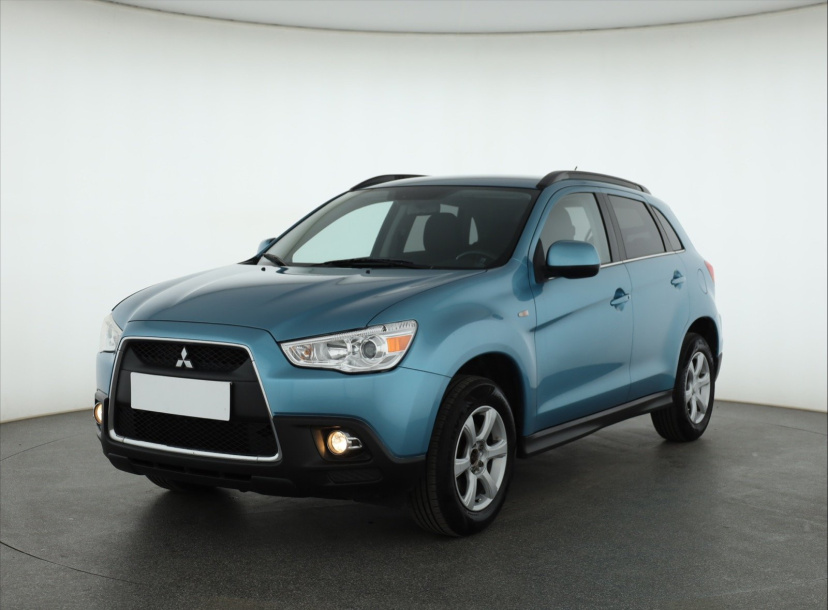 Mitsubishi ASX, 2011