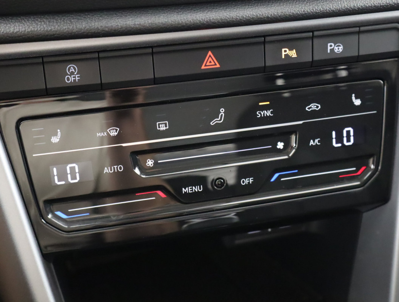Volkswagen T-Roc, 2024