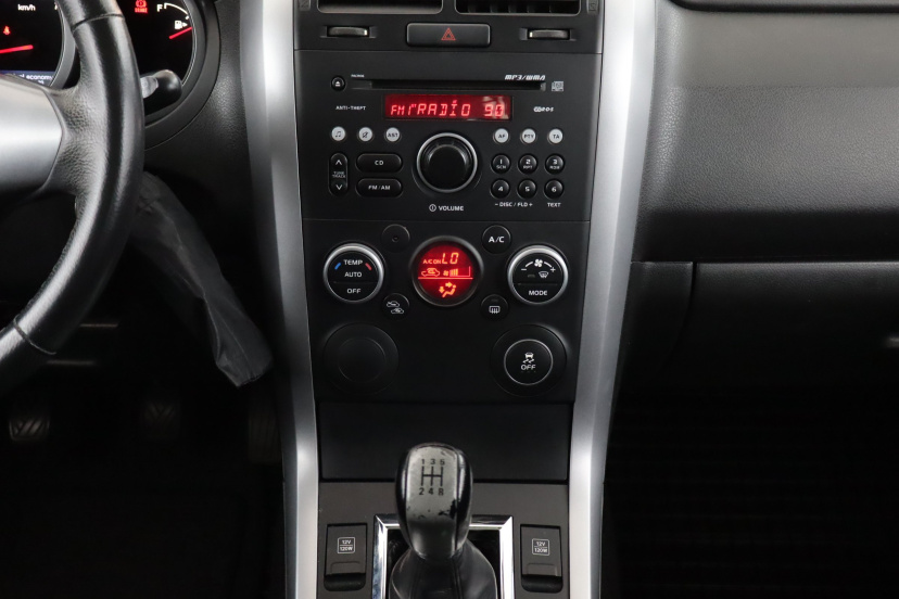 Suzuki Grand Vitara, 2012