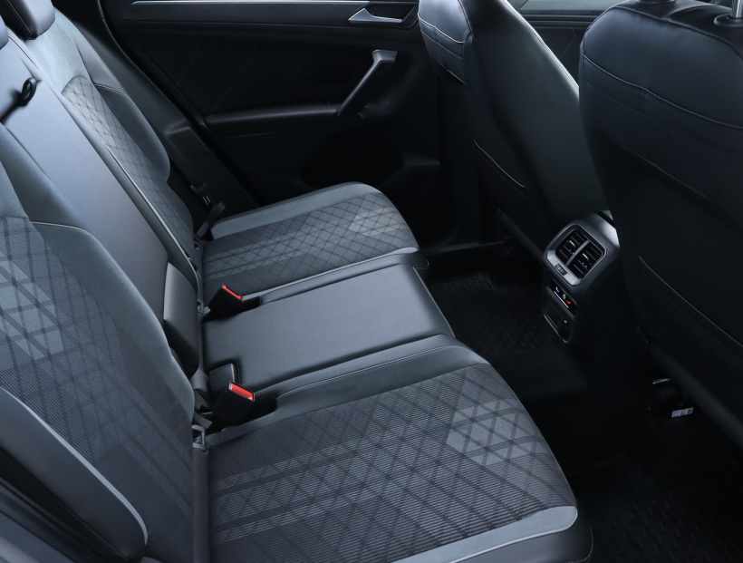 Volkswagen Tiguan, 2023