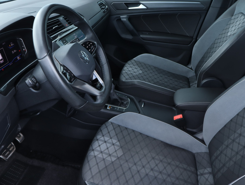 Volkswagen Tiguan, 2023