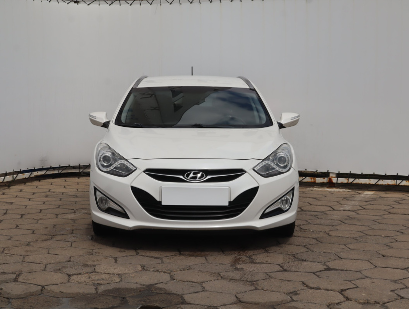 Hyundai i40, 2012