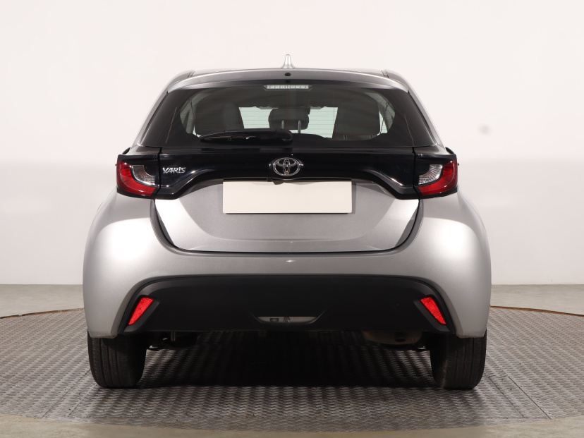 Toyota Yaris, 2023