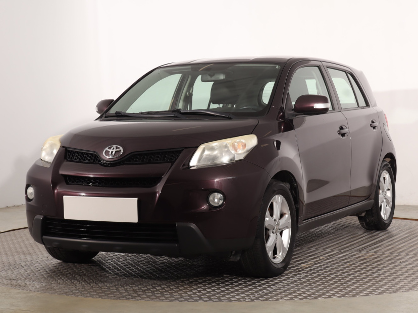 Toyota Urban Cruiser, 2009