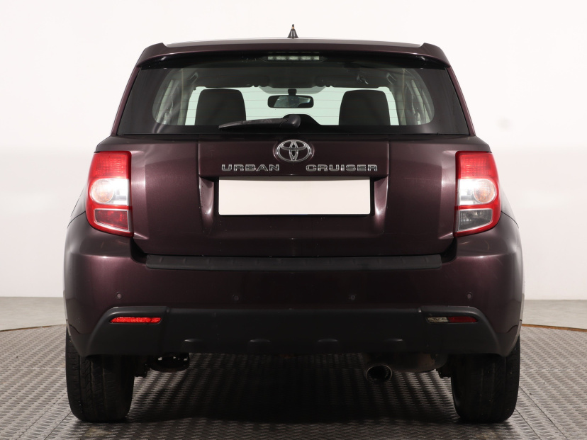 Toyota Urban Cruiser, 2009
