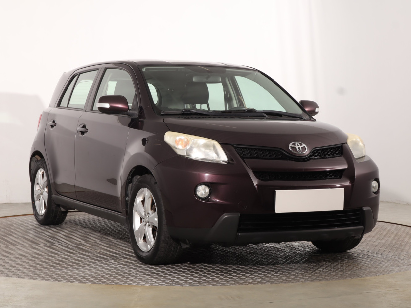 Toyota Urban Cruiser, 2009