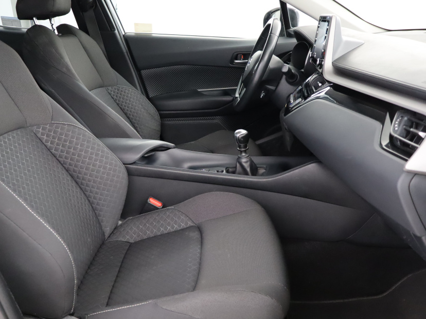 Toyota C-HR, 2020