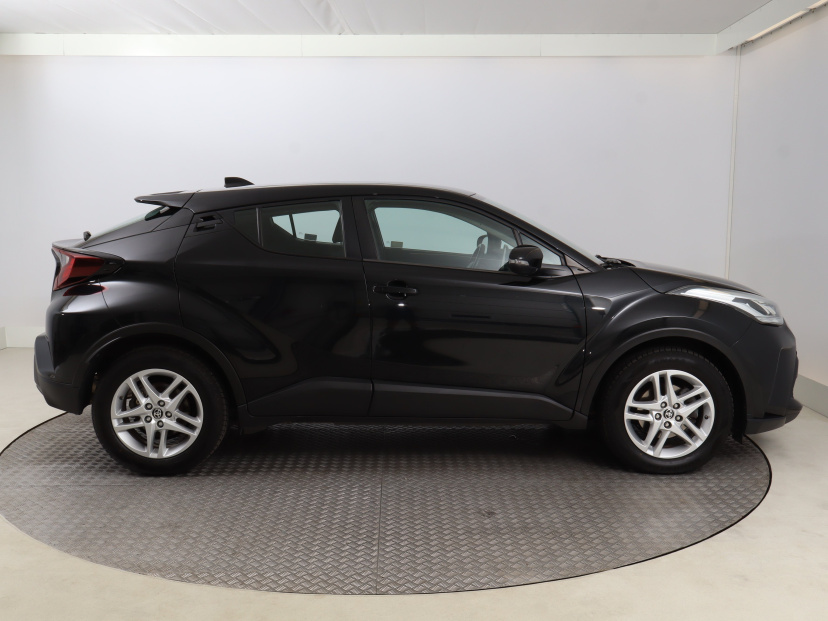 Toyota C-HR, 2020