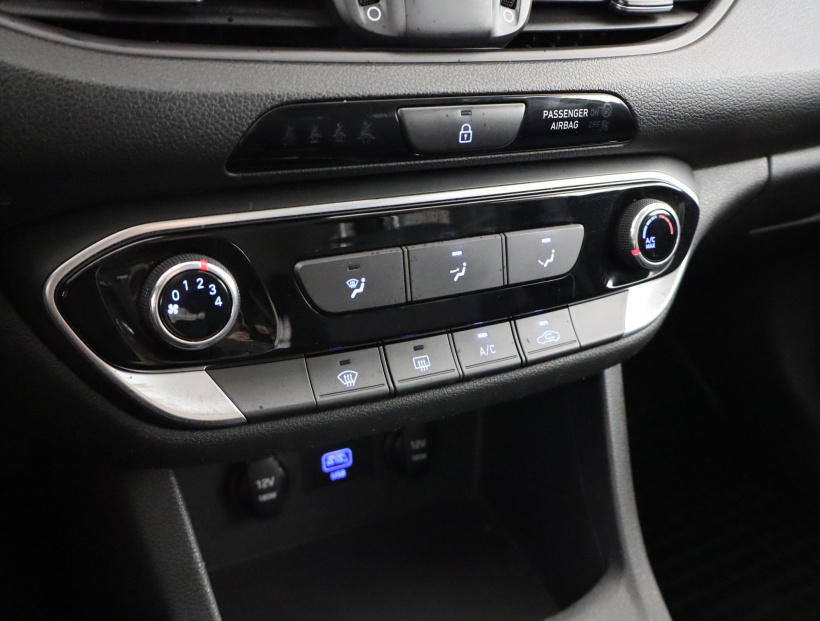 Hyundai i30, 2022