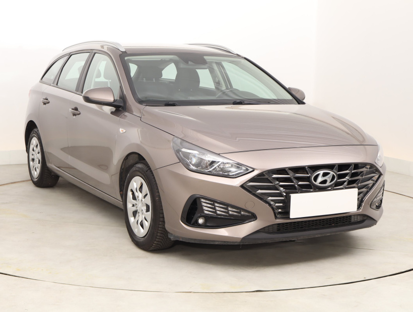 Hyundai i30, 2022
