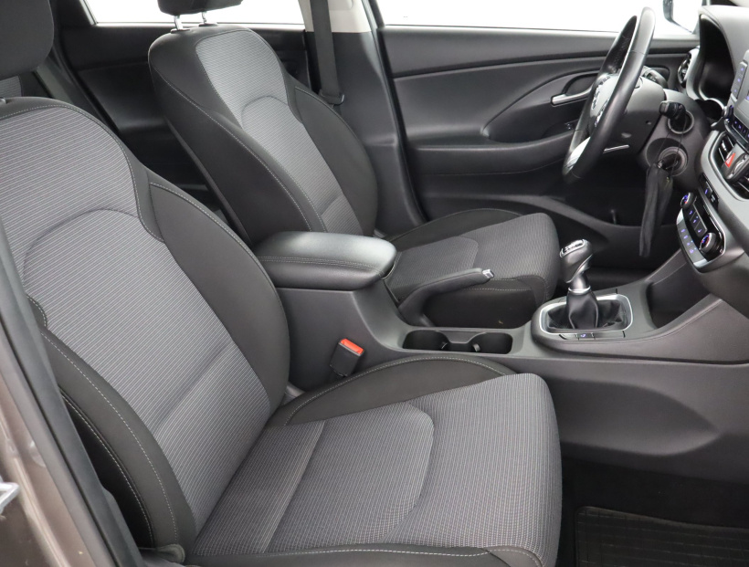 Hyundai i30, 2021