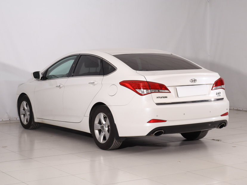 Hyundai i40, 2013