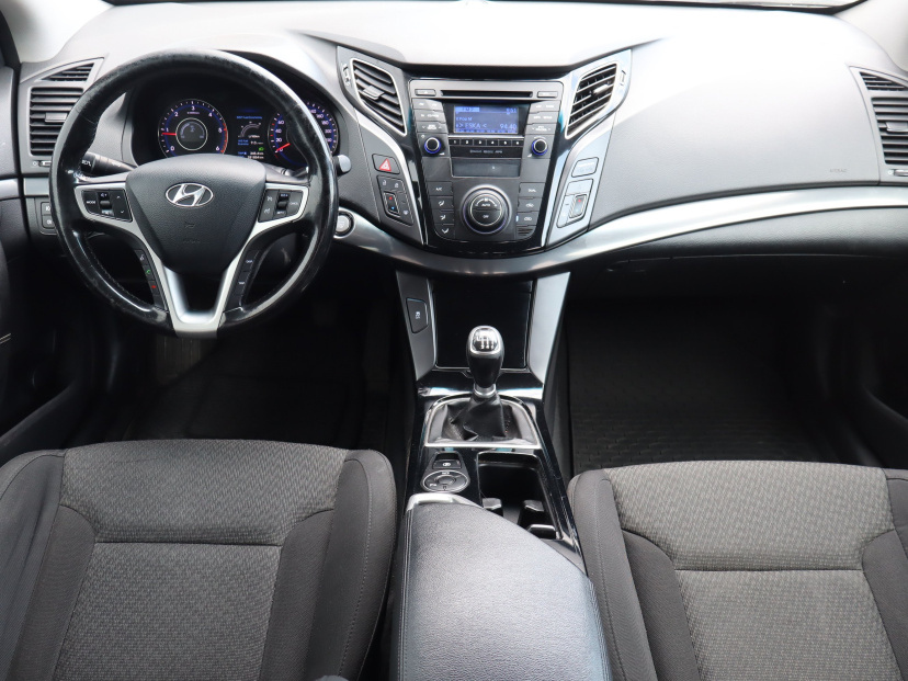 Hyundai i40, 2013