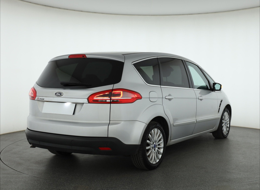 Ford S-Max, 2011