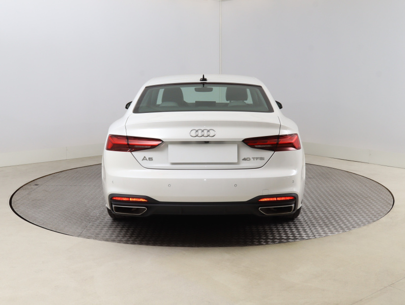 Audi A5, 2022