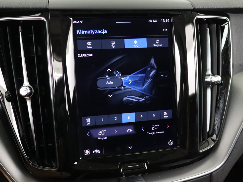 Volvo XC60, 2022