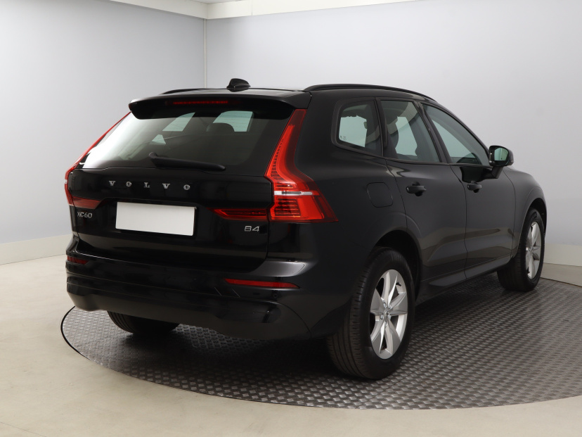 Volvo XC60, 2022