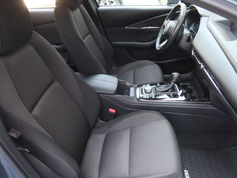 Mazda CX-30, 2022