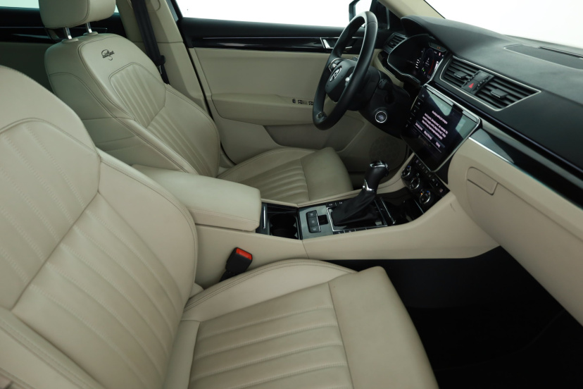 Škoda Superb, 2023