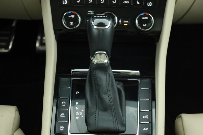 Škoda Superb, 2023