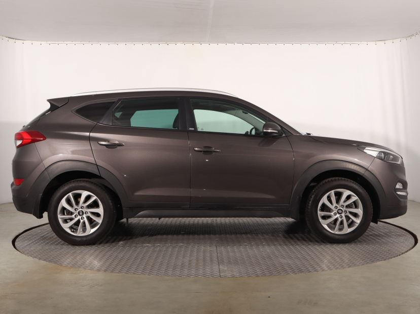 Hyundai Tucson, 2016