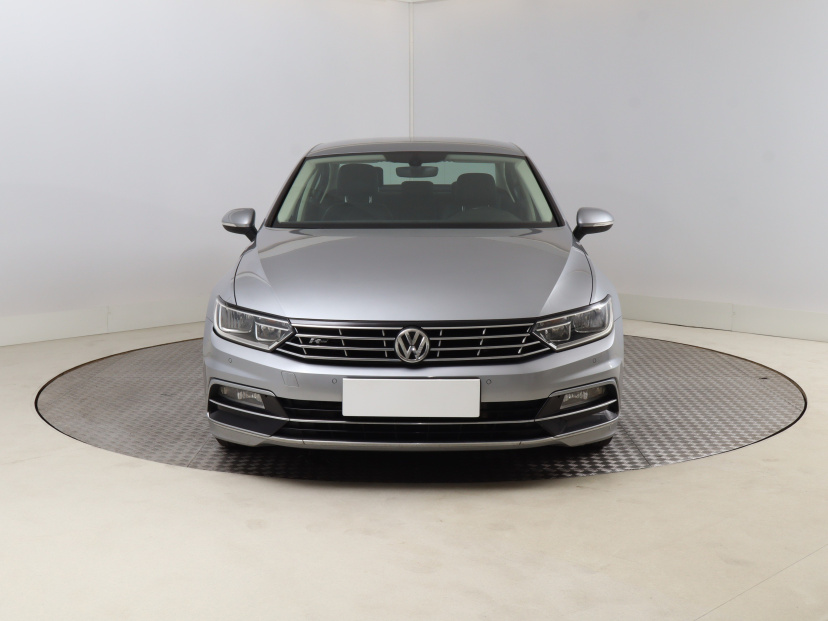 Volkswagen Passat, 2018