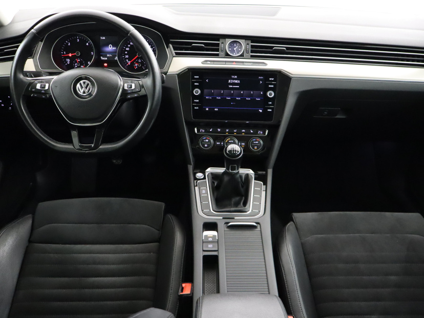 Volkswagen Passat, 2018