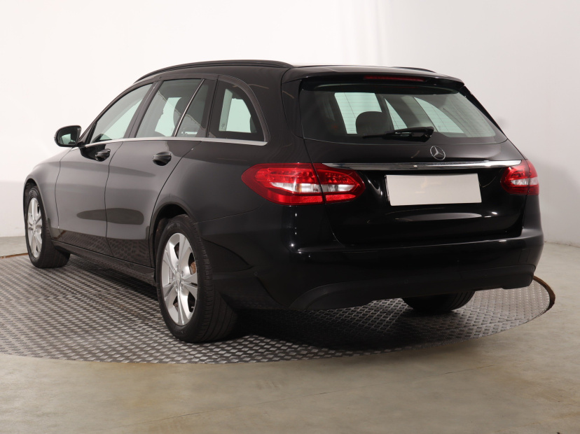 Mercedes-Benz C, 2016