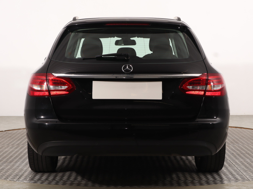 Mercedes-Benz C, 2016
