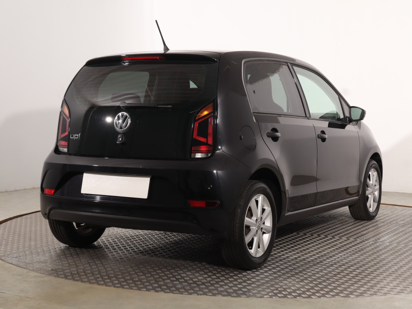 Volkswagen Up!, 2017