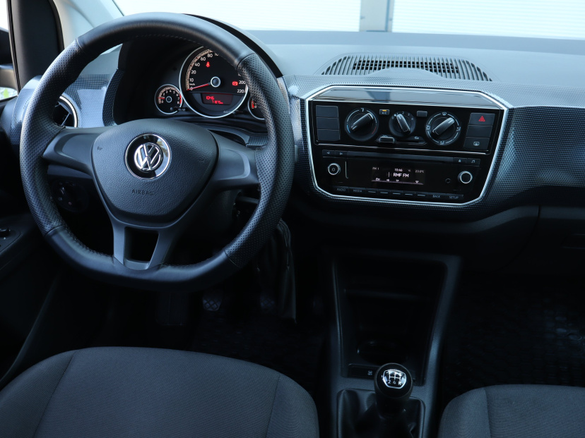 Volkswagen Up!, 2017