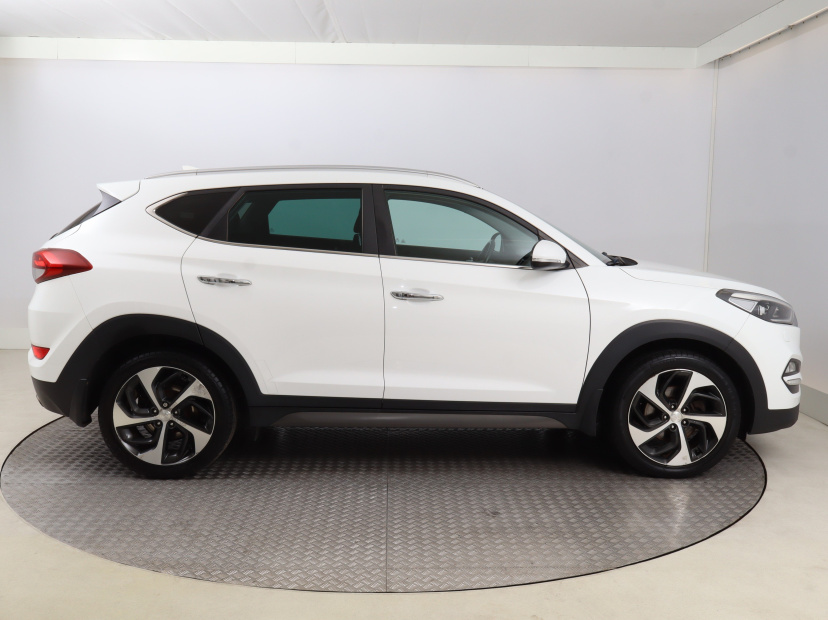 Hyundai Tucson, 2016