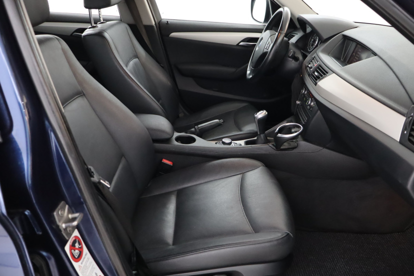BMW X1, 2011