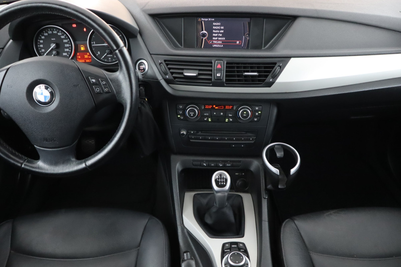 BMW X1, 2011