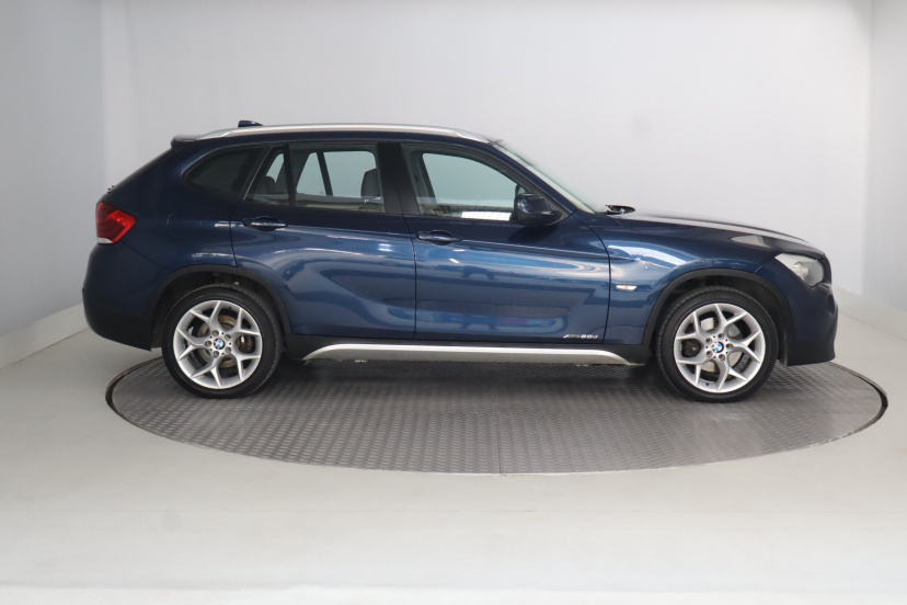 BMW X1, 2011