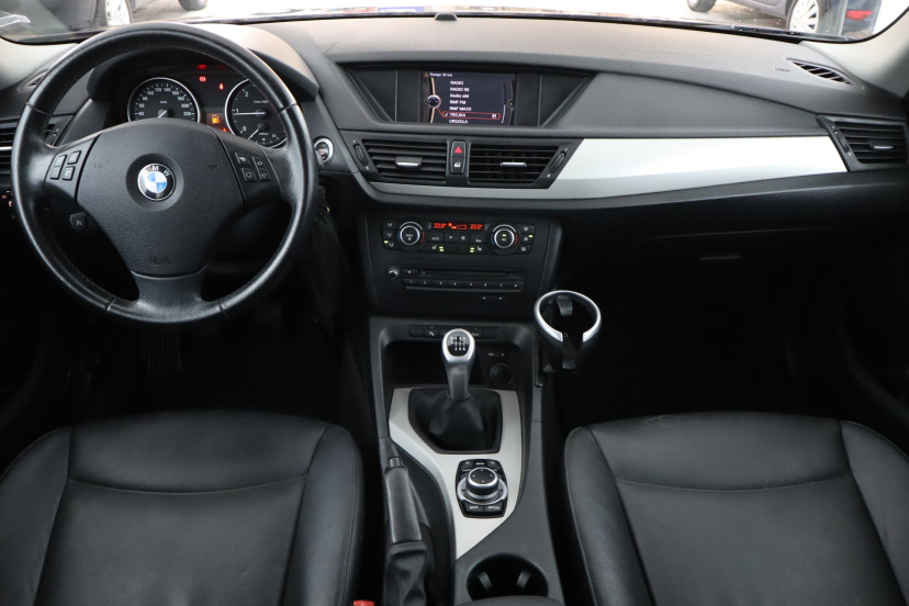 BMW X1, 2011