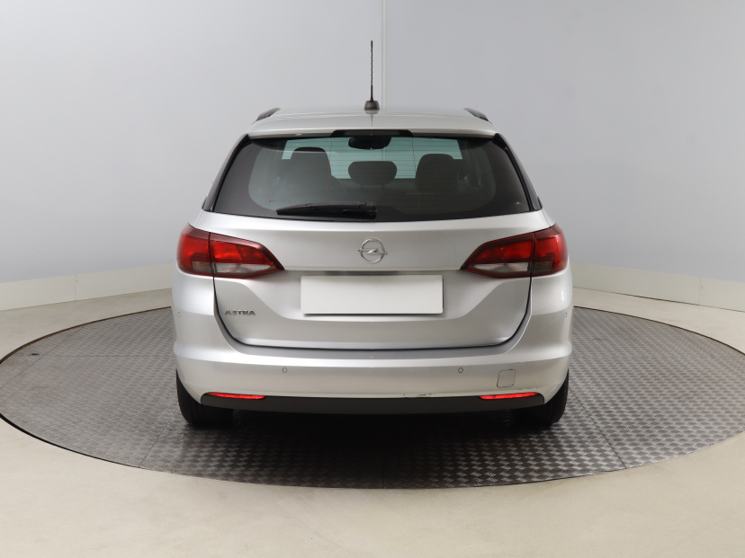 Opel Astra, 2020