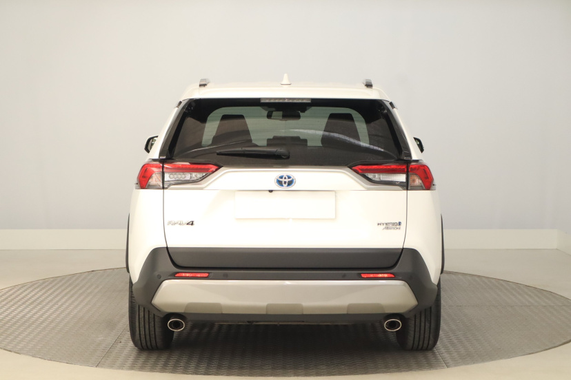 Toyota RAV 4, 2024