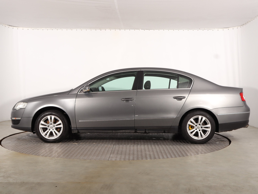 Volkswagen Passat, 2005