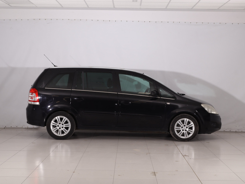 Opel Zafira, 2009