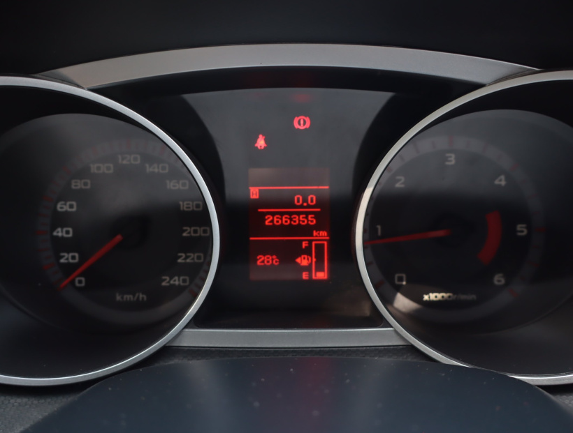 Peugeot 4007, 2008