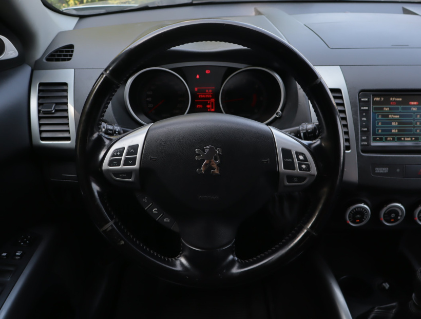 Peugeot 4007, 2008